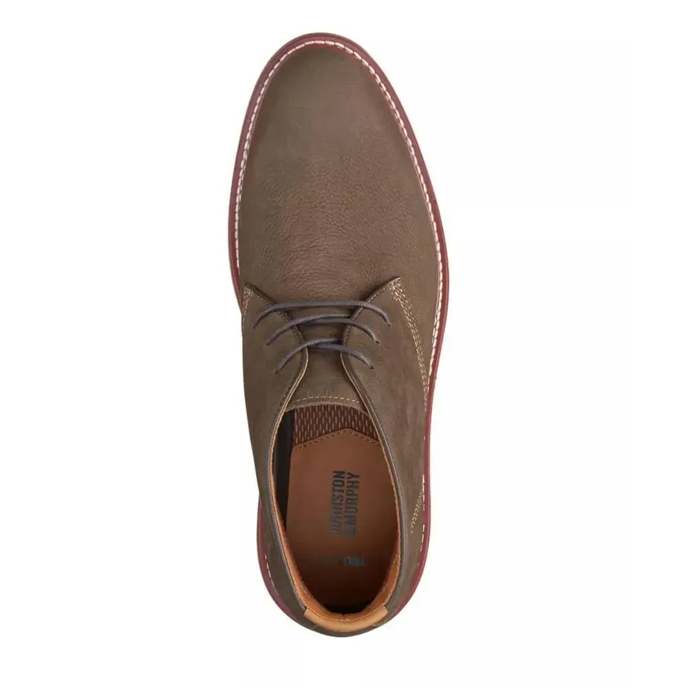 Johnston & Murphy Brown Leather Chukka Boots